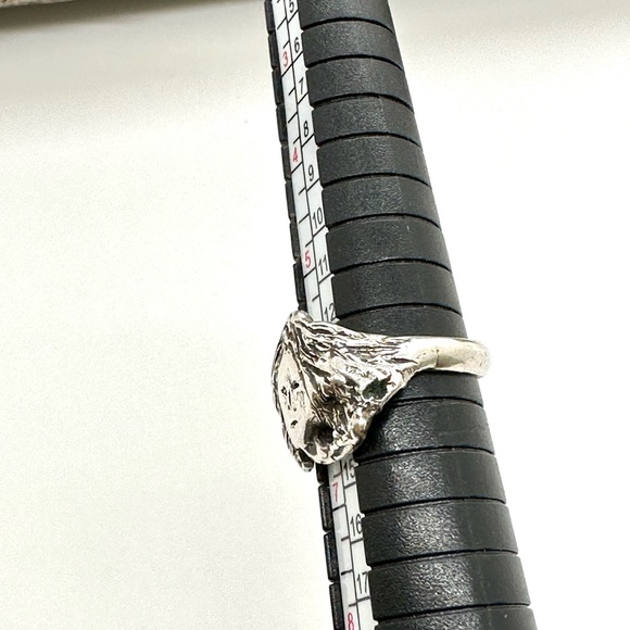 Vintage Art Nouveau Face Sterling Silver Ring - Picture 4 of 14